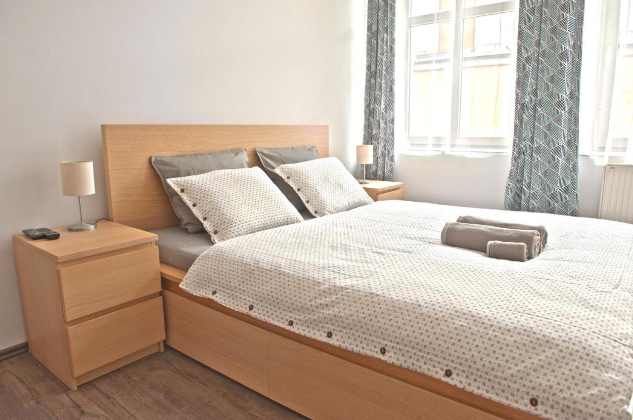 R&J Apartmany 브로우모프 외부 사진