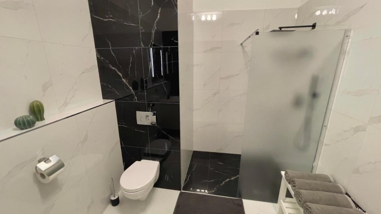 R&J Apartmany 브로우모프 외부 사진