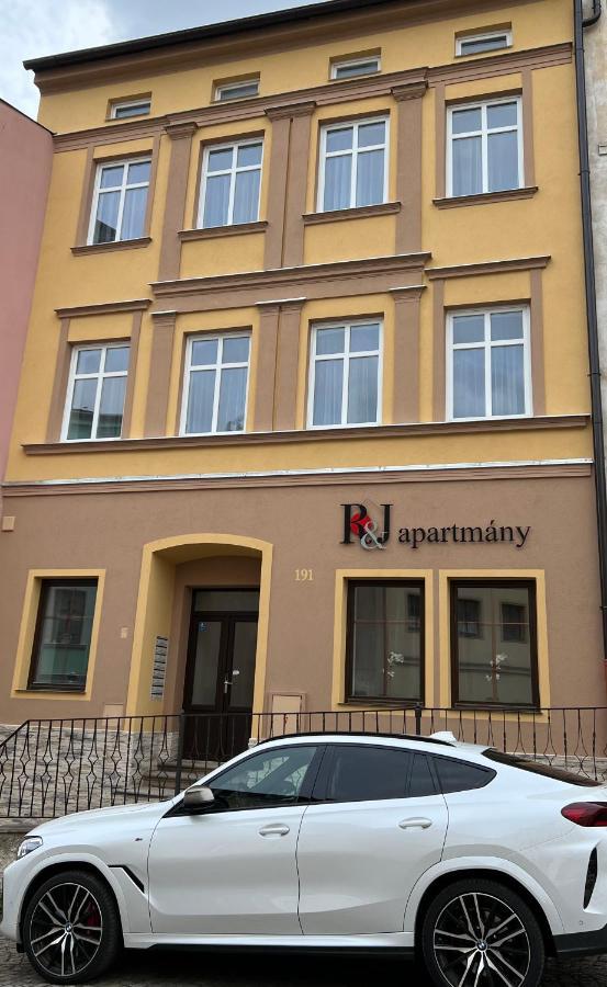 R&J Apartmany 브로우모프 외부 사진